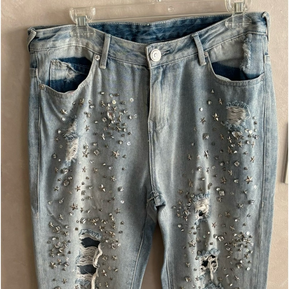 Worn once. TRUE RELIGION LITE WASHED DENIM JEANS size 29